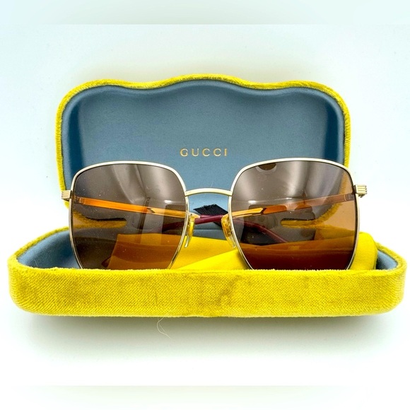 Gucci Gold Square Sunglasses GG0802S - Picture 3 of 6